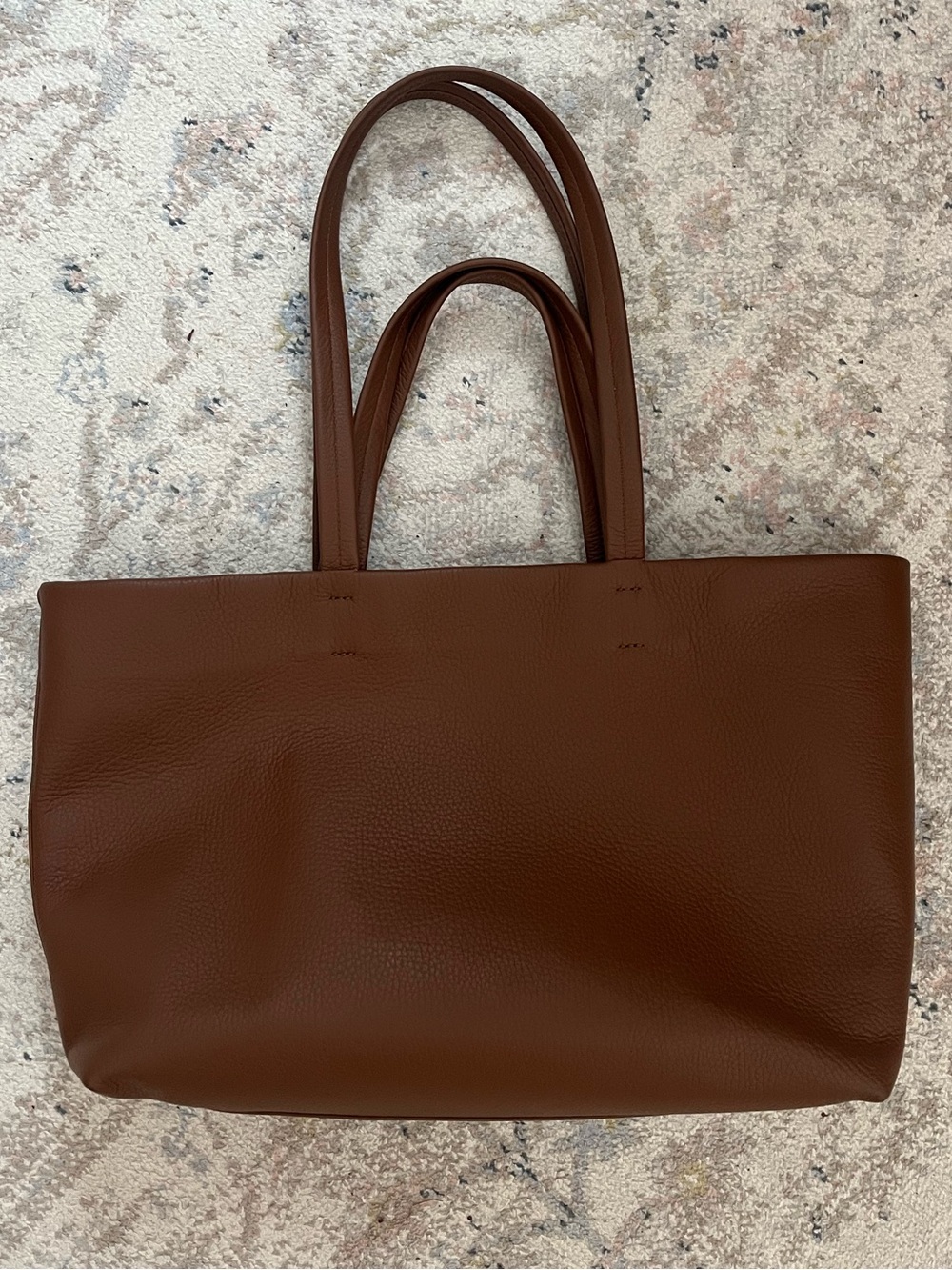 Cuyana Small Easy Tote - Dark Chestnut - Picture 2 of 5